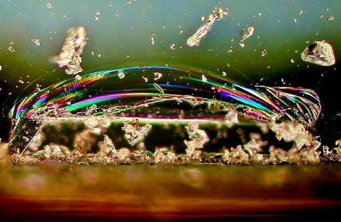 Schadteilanalyse_Bild_Mikro-Glasbruch-in-LCD-Zelle